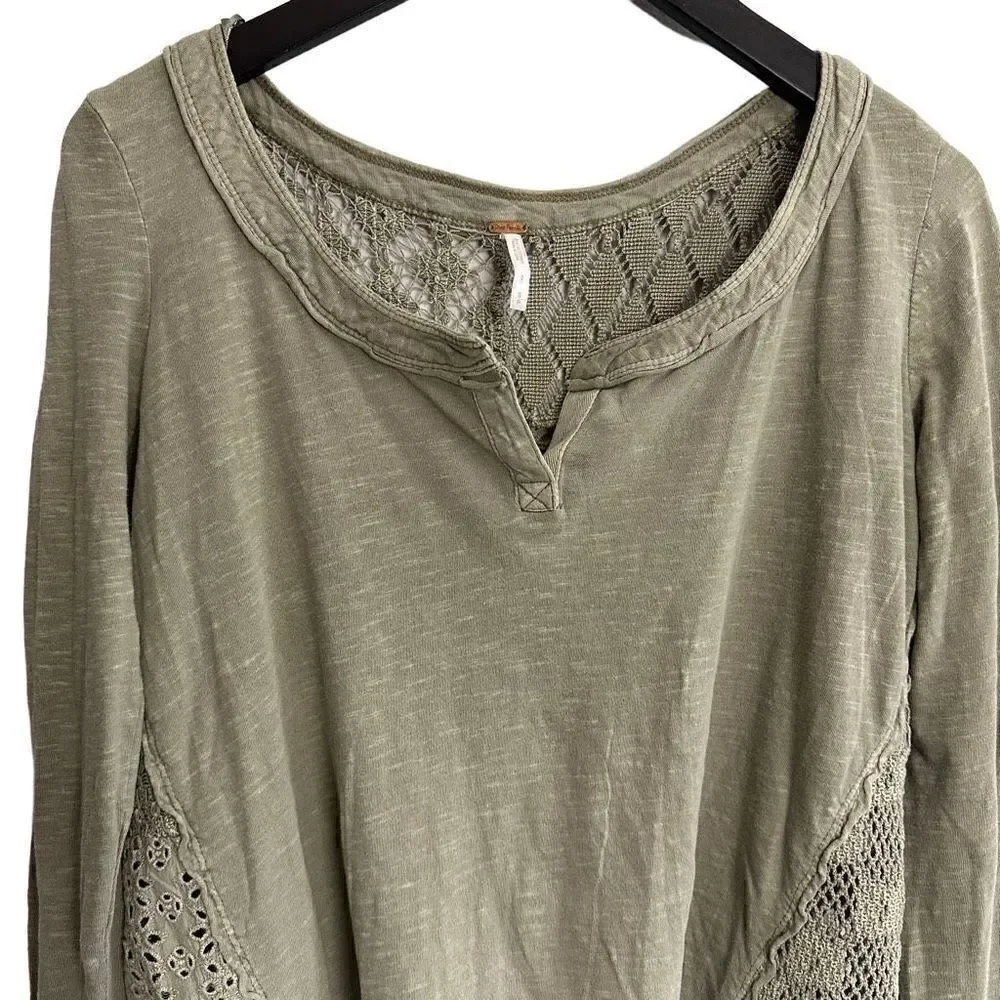 Free People lace/pattern long sleeve size small